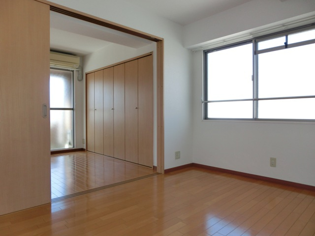 ヴィヴァーチェ2番館の寝室