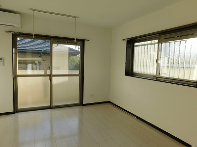 【寝室】 | プリオール