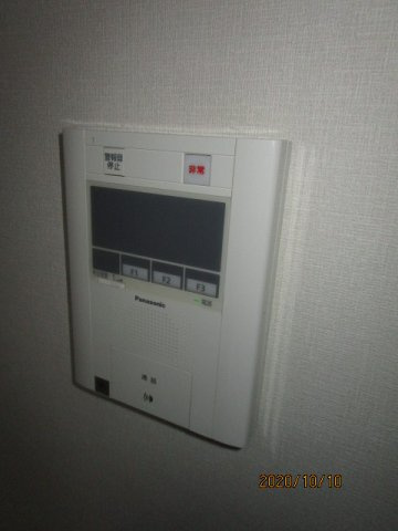 クラウンハイム新高のセキュリティ|モニターフォン