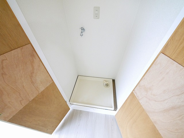 シティパレス西大寺P-7の設備|洗濯機置き場です