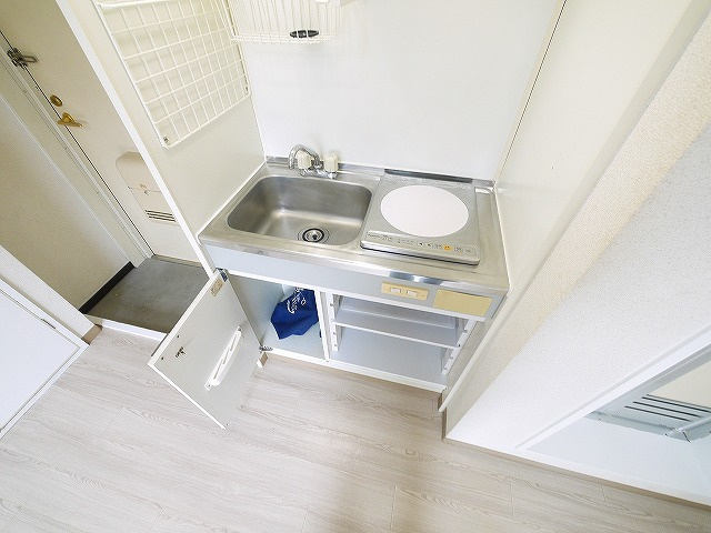 シティパレス西大寺P-7のキッチン|キッチンでお料理をお楽しみください