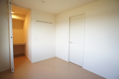 【洋室】 | グランシャリオＢ棟