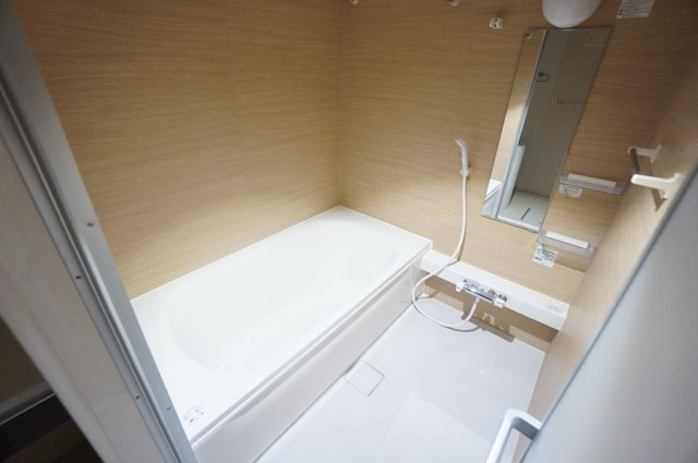 グランシャリオＢ棟の浴室