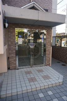 【エントランス】