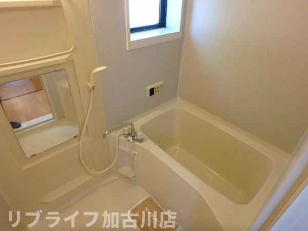 加古川市尾上町旭２丁目のテラスの浴室