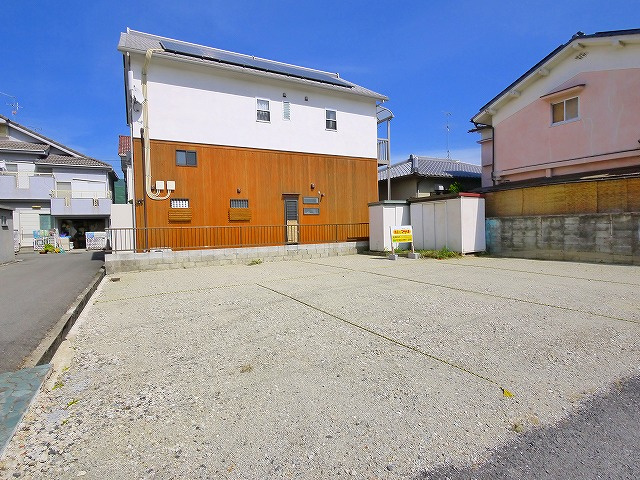 栄町駐車場の外観