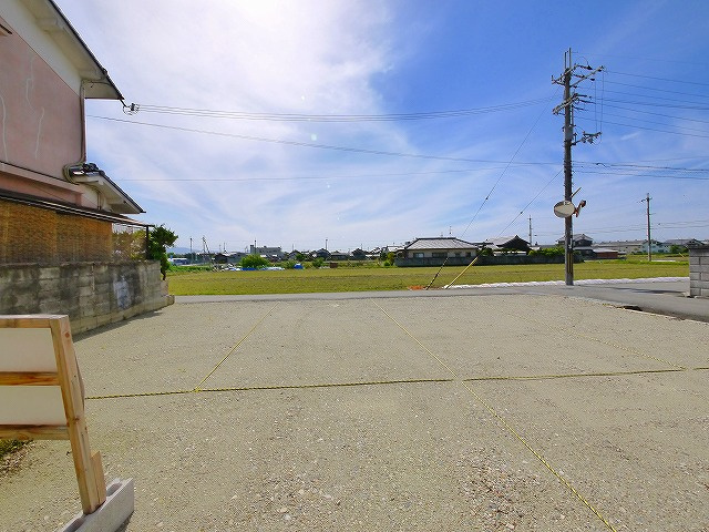 栄町駐車場の外観