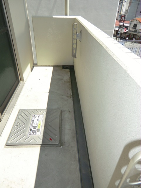 アーバネス淀川のバルコニー