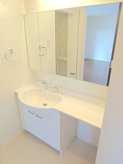 【独立洗面台】 | ピアチェーレ