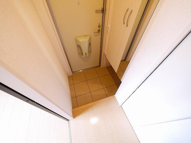 D-room若葉台の玄関