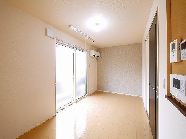 D-room若葉台の居間・リビング|ゆったりとした居間です