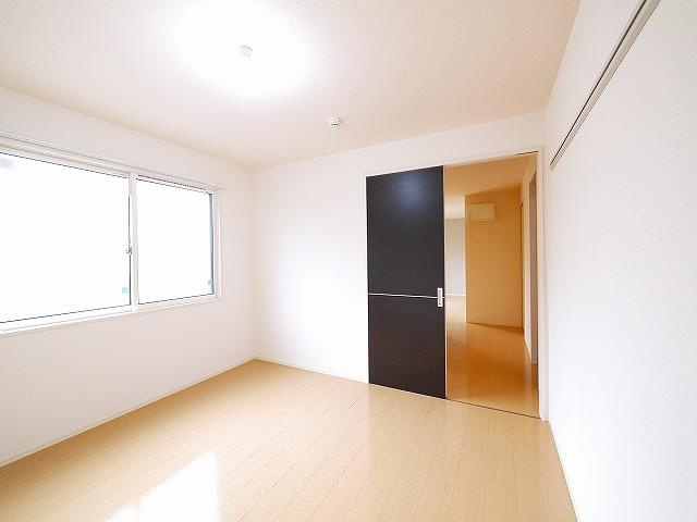 D-room若葉台の洋室|使い勝手のいい洋室です