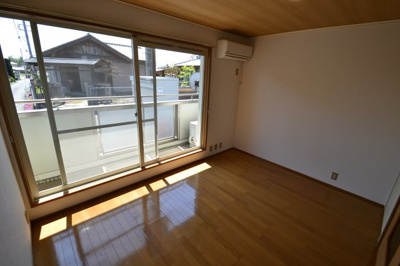 【洋室】 | マロンハイツＥ