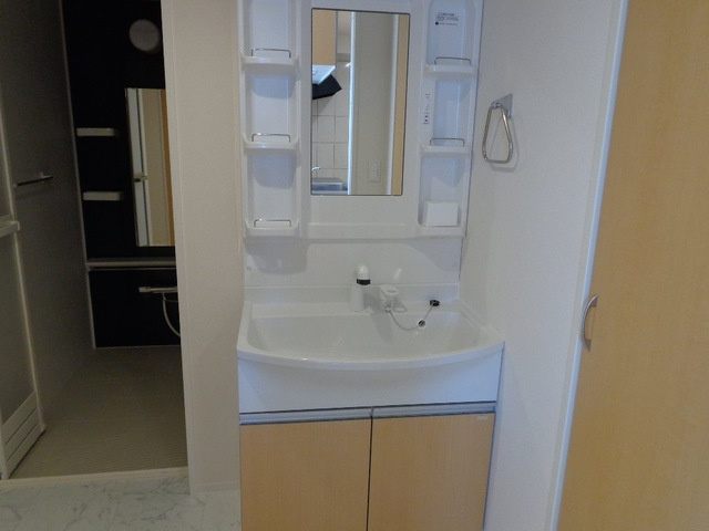 ルプラCの独立洗面台