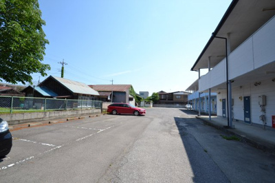 【駐車場】 | コーポしんとみＡ