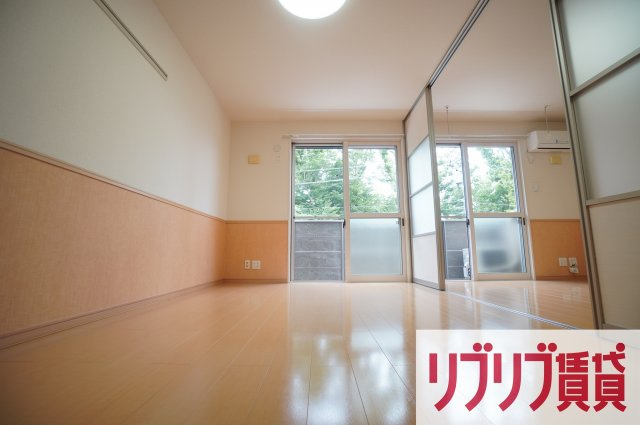 グリーンコート貝塚３号館の寝室