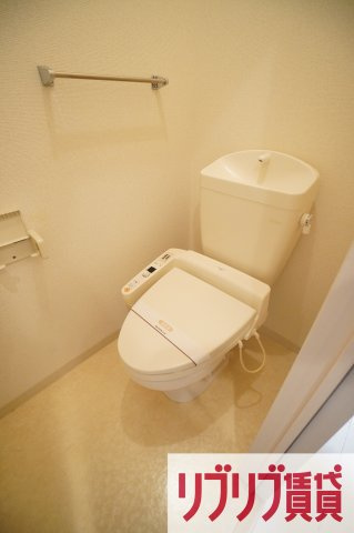 グリーンコート貝塚３号館のトイレ