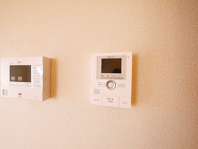 カーサ平松のセキュリティ|人気セキュリティのモニターホン完備