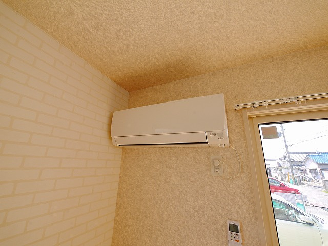 カーサ平松の設備|エアコン