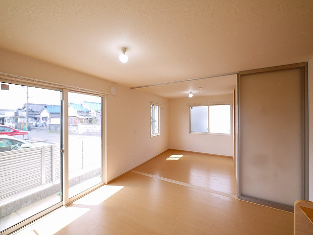 カーサ平松の居間・リビング|ゆったりとしたリビングです