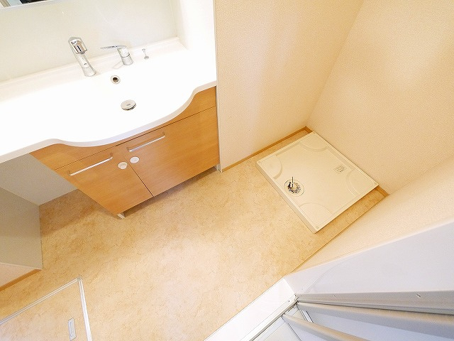 カーサ平松の洗面所|コンパクトで使いやすい洗面所