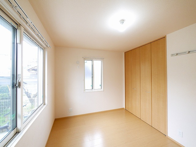 カーサ平松の洋室|広々とした洋室です