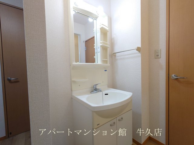 アークグレイスの独立洗面台