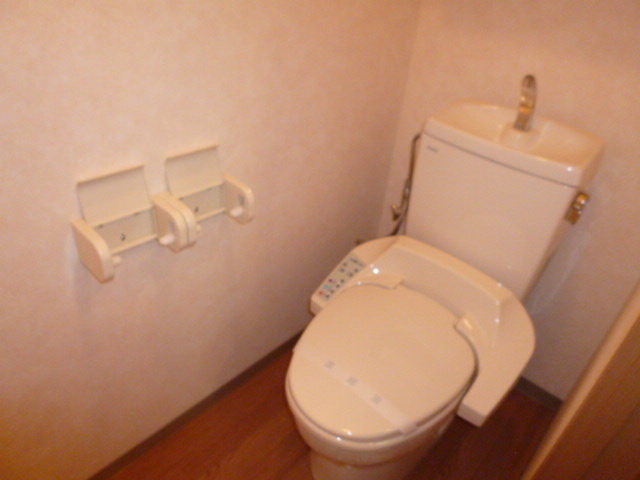 グリーンヒルズⅡのトイレ|温水洗浄便座