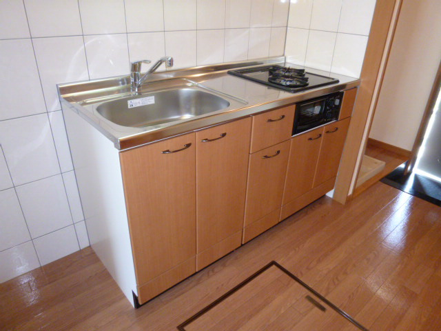 グリーンヒルズⅡのキッチン|二口ガスコンロ