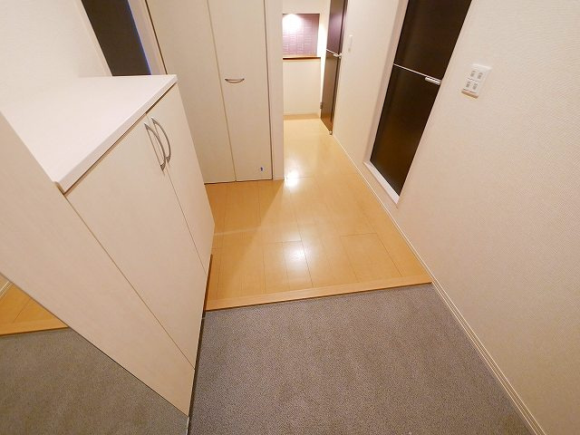 フローラル　メゾンの玄関|ゆったりとした玄関です