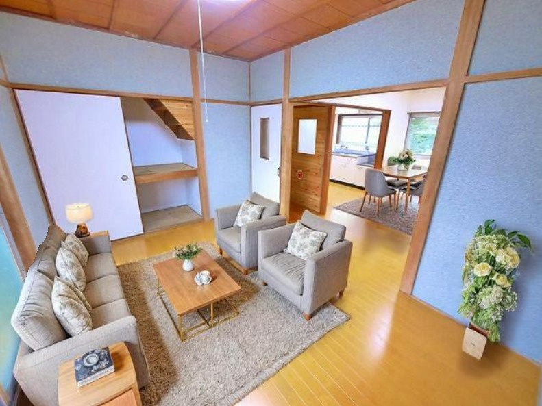 谷村一戸建（南京終町）の居間・リビング|CGで家具等を配置したもので家具等は含まれません