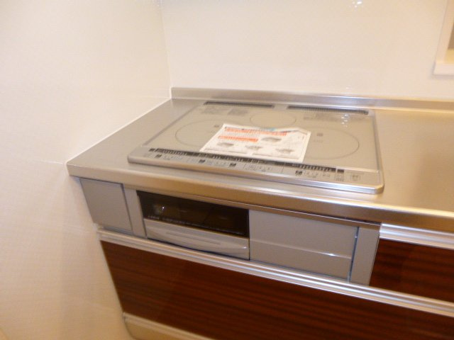 フォーチューン真壁Cのキッチン|IHコンロ