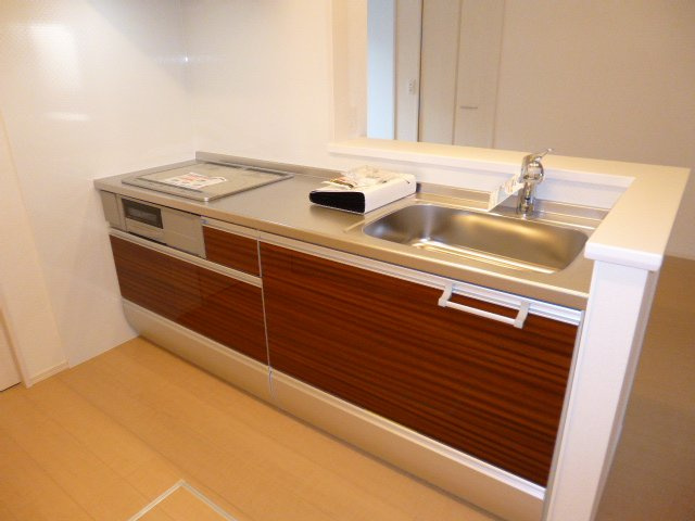 フォーチューン真壁Cのキッチン|ＩＨコンロ