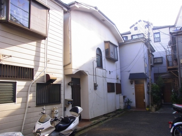 【 売主 】横浜市南区庚台　戸建の外観