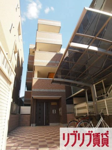 フェアリーヒルズの外観