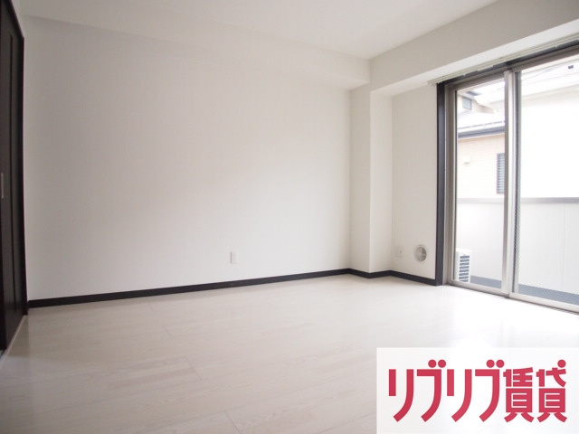 フェアリーヒルズの居間・リビング