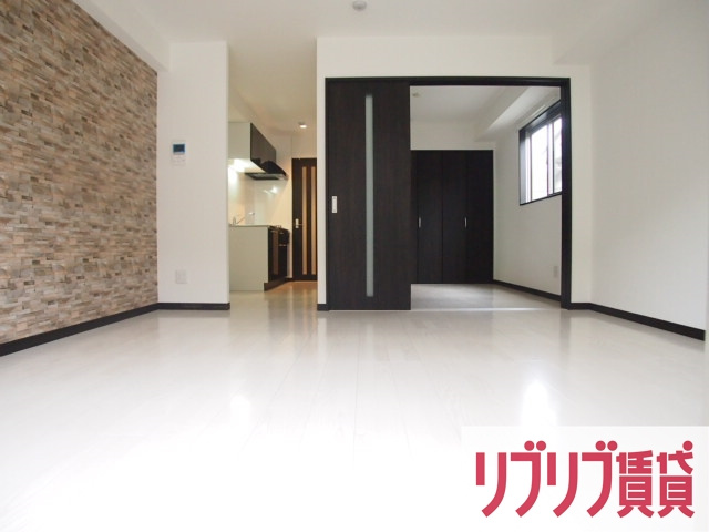 フェアリーヒルズの居間・リビング