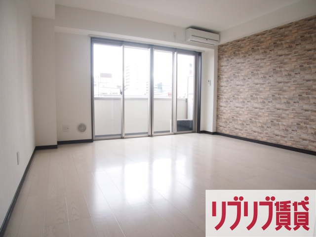 フェアリーヒルズの居間・リビング