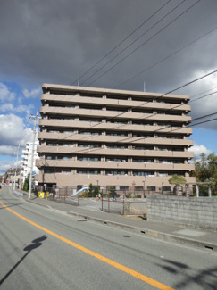 【外観】 | ライオンズマンション川西滝山
