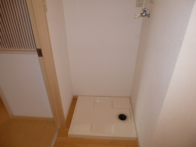 ハーベストコートDの設備|室内洗濯機置き場
