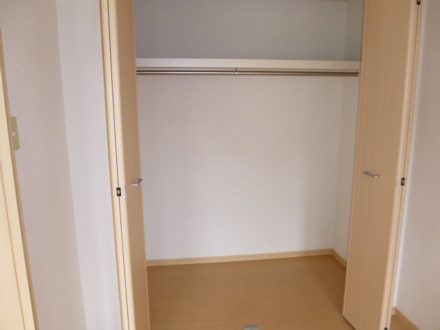倉敷市福江のアパートの収納|クローゼット