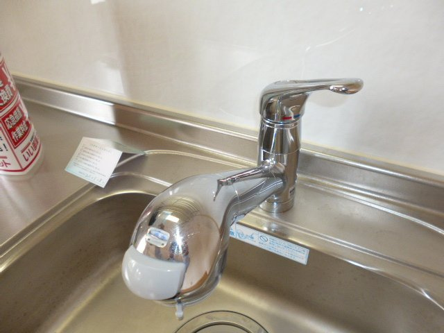 倉敷市福江のアパートのキッチン|浄水器対応水栓