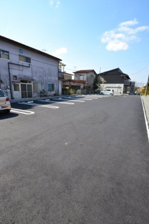 【駐車場】