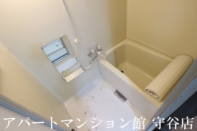 シティうばらの浴室