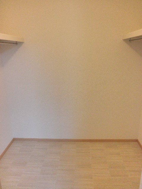 アムール三津屋の収納