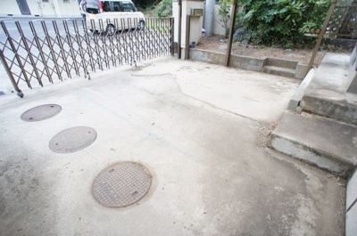 【駐車場】 | 椚木戸建