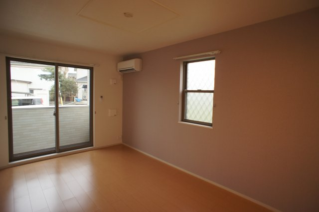 コージーレジデンスⅠの居間・リビング