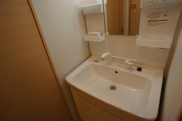 コージーレジデンスⅠの洗面所