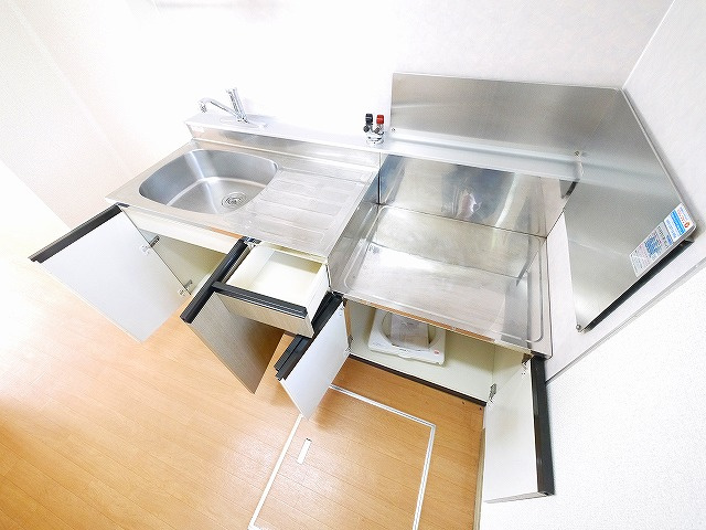 ファミール寺田Bのキッチン