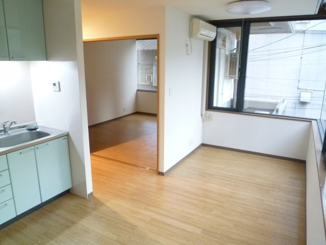 グランソシエ南堀江の居間・リビング